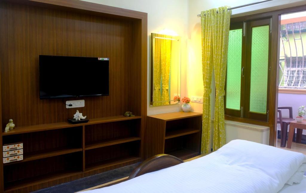 Olys Gariahat Kolkata